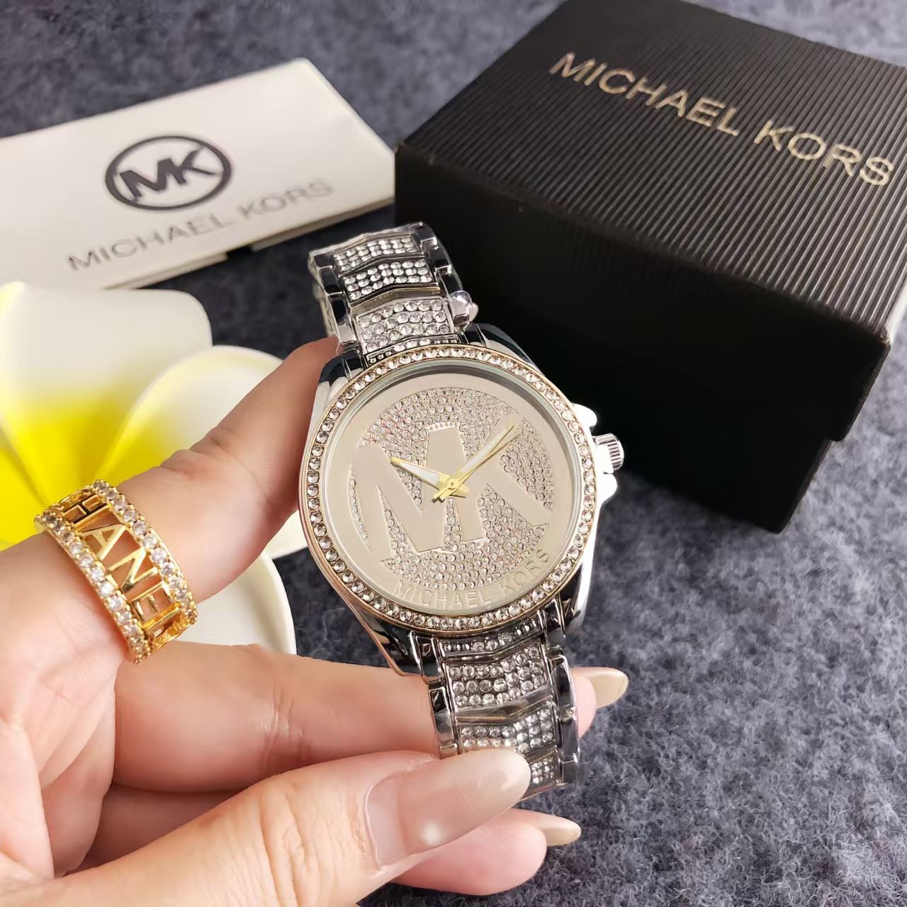 Michael Kors New Fashionable a - Luxury Bags Michael Kors review and price
