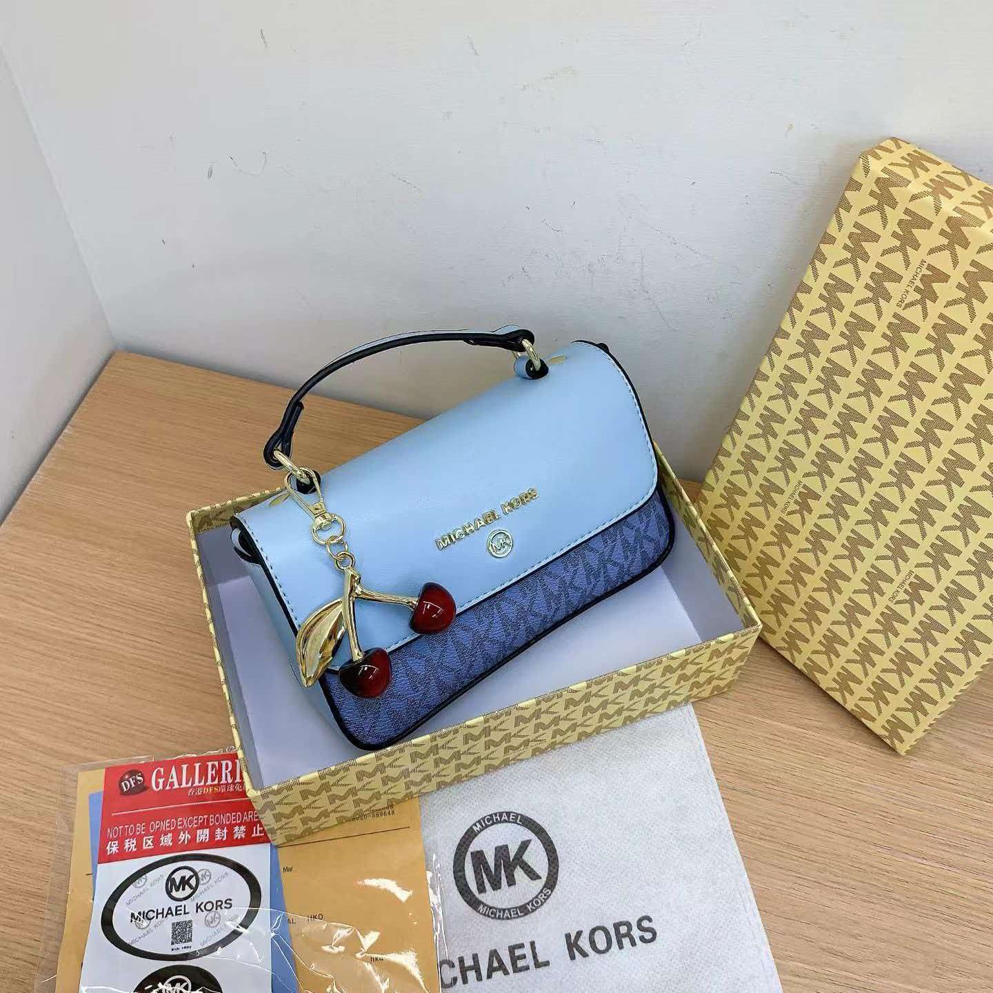 Brand New Michael Kors Women's - Luxury Bags Michael Kors review and price