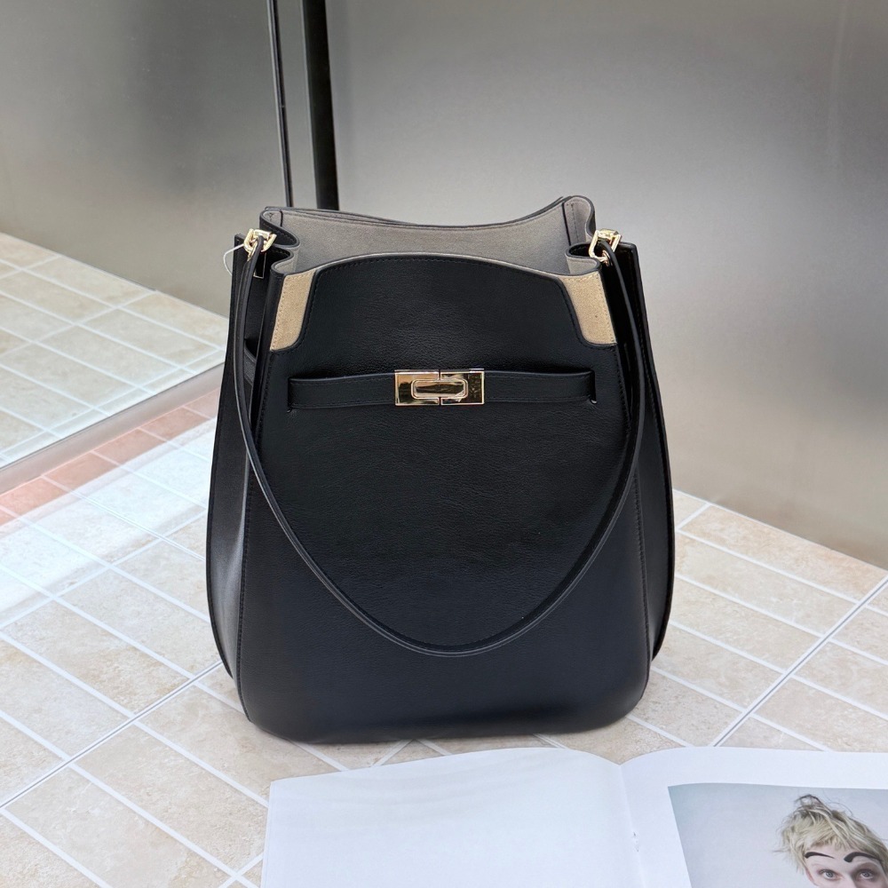 New Bucket Bag Old Money Wind  - Luxury Bags Leather review and price